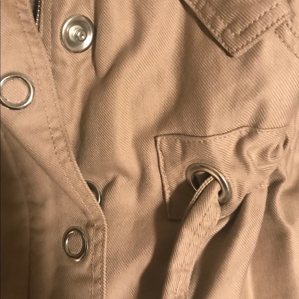 H&M beige jacket - Picture 6 of 7